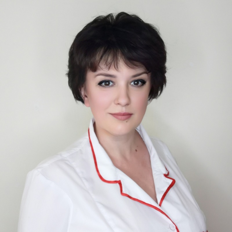 Семенова Оксана Левонівна